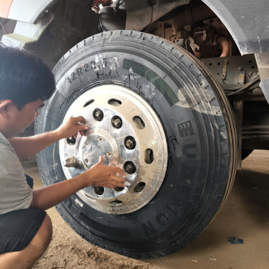 Lốp Xe Tải Uy Tín Chất Lượng - Lốp xe Nhất Tín Thành